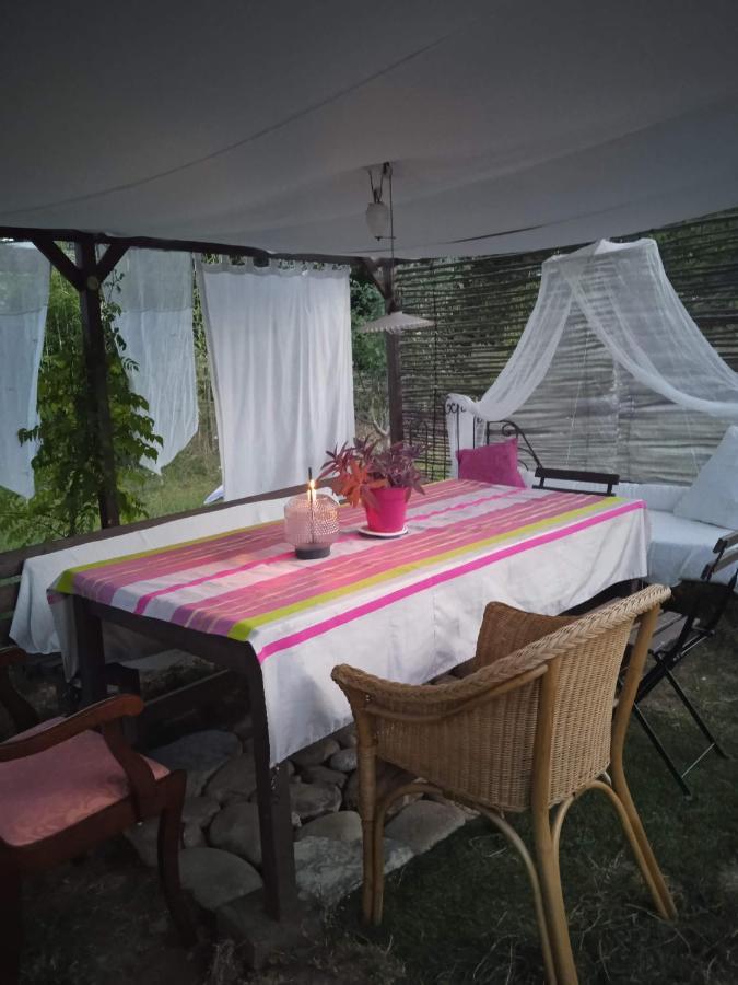 Bed and Breakfast L'Eau Berges Chandolas Exterior foto